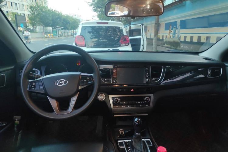 Used Hyundai Mistra 2014 1.8L Automatic Smart GLS