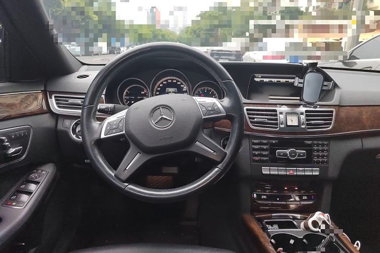 Used Mercedes-Benz E-Class 2014 E 260 L Luxury Model