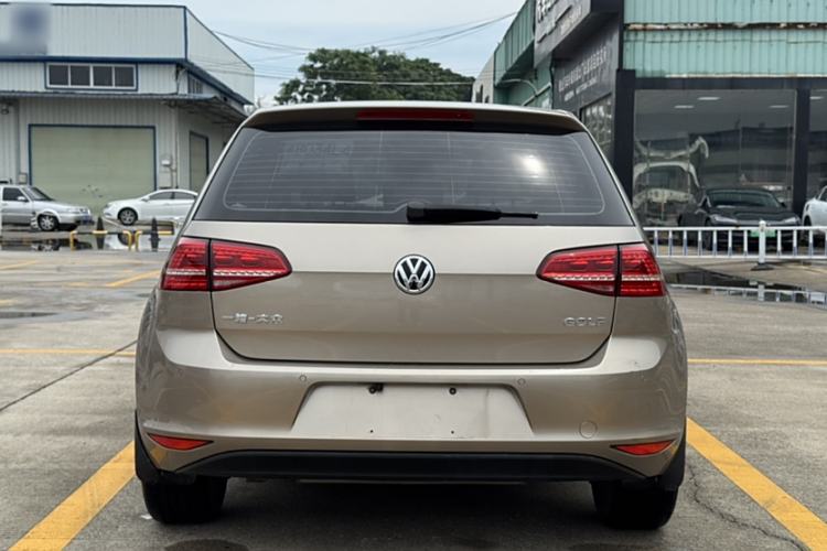 Used Volkswagen Golf 2014 1.6L Automatic Comfort Model
