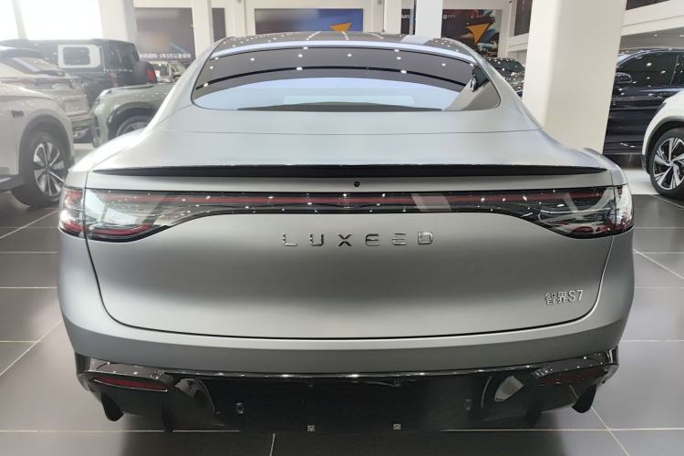 Used Hima Luxeed S7 2024 Max RS Four-Wheel-Drive Performance Edition
