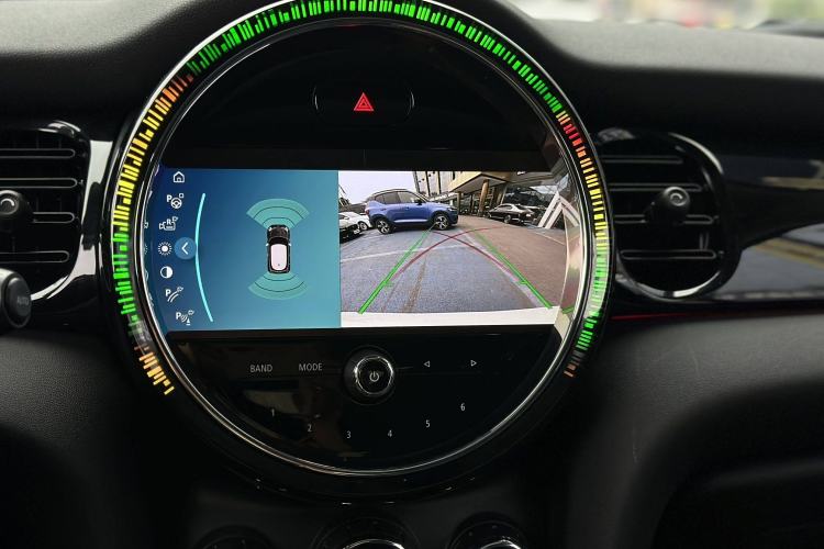 Used  MINI 2023 1.5T COOPER Artist
