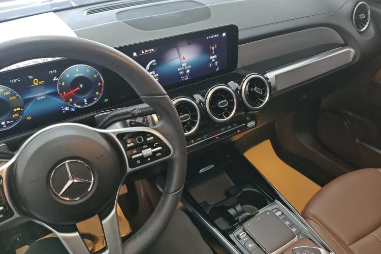 Used Mercedes-Benz GLB 2023 GLB 200 Fashion Model
