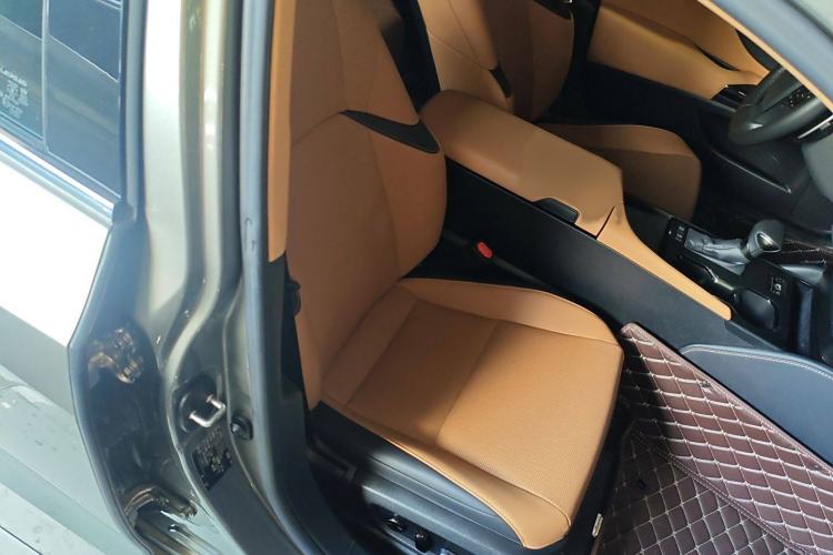 Used Lexus ES 2022 200 Excellence Edition
