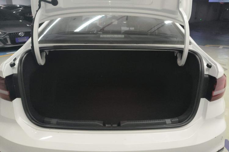 Used Volkswagen Lavida 2023 300TSI DSG Full-Comfort Edition
