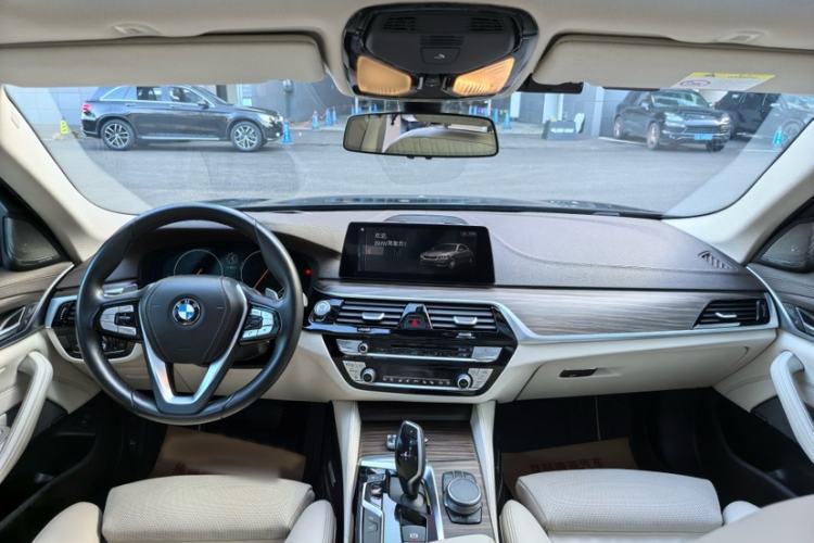 Used BMW 5 Series 2019 Facelifted 530Li Luxury Edition Premium Package