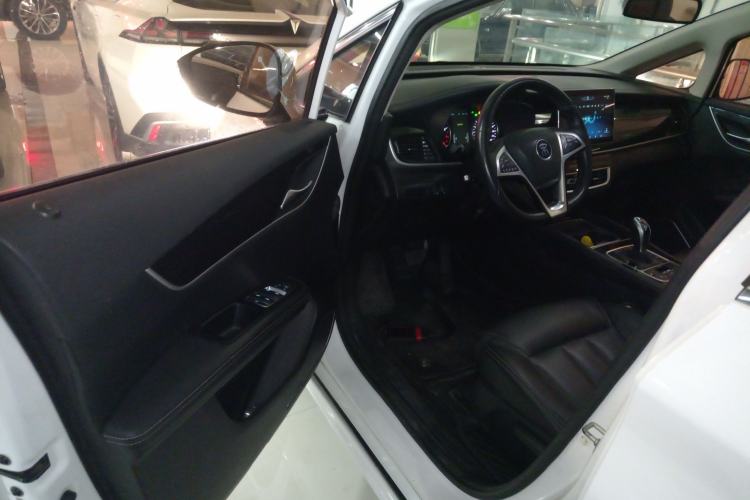 Used BYD Song MAX 2019 1.5T Automatic Smart Connect Ruiyi Sunroof Version 6 Seats China VI Standard
