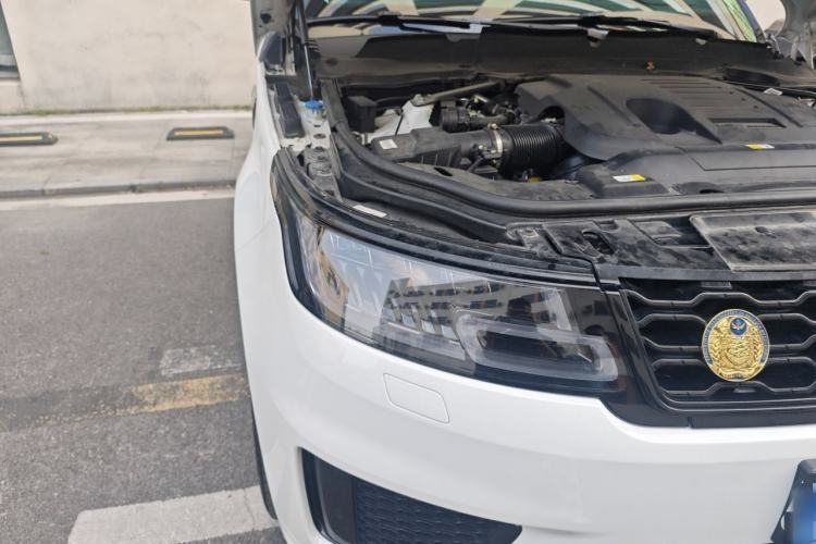 Used Land Rover Range Rover Sport 2022 3.0 L6 YAO Black Edition
