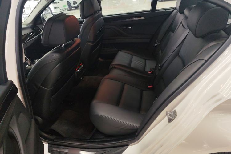 Used BMW 5 Series 2014 535Li Leading Model
