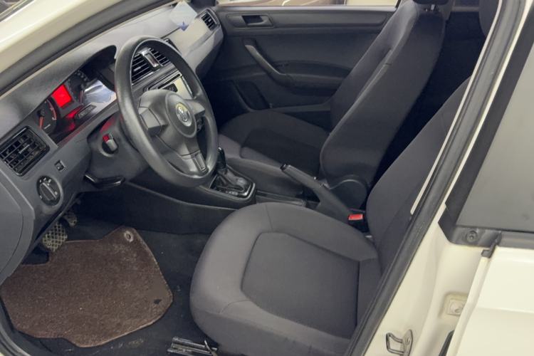 Used Volkswagen Santana 2013 1.6L Automatic Fashion Edition