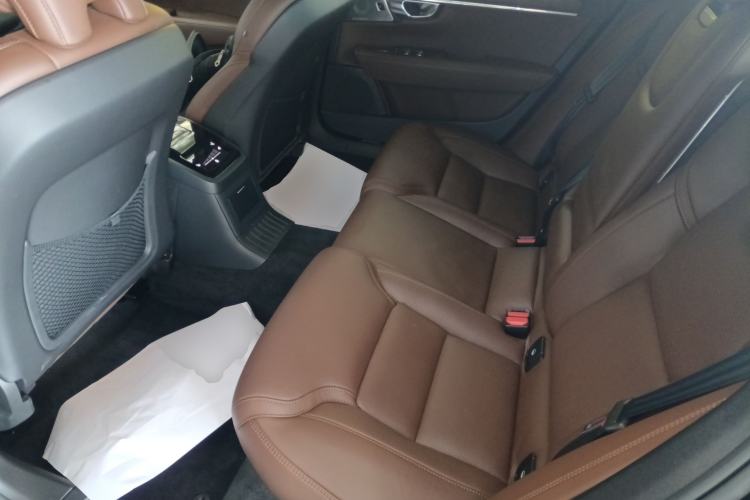 Used Volvo S90 New Energy 2024 Plug-in Hybrid Four-Wheel Drive Long-Range Luxury Smart Edition
