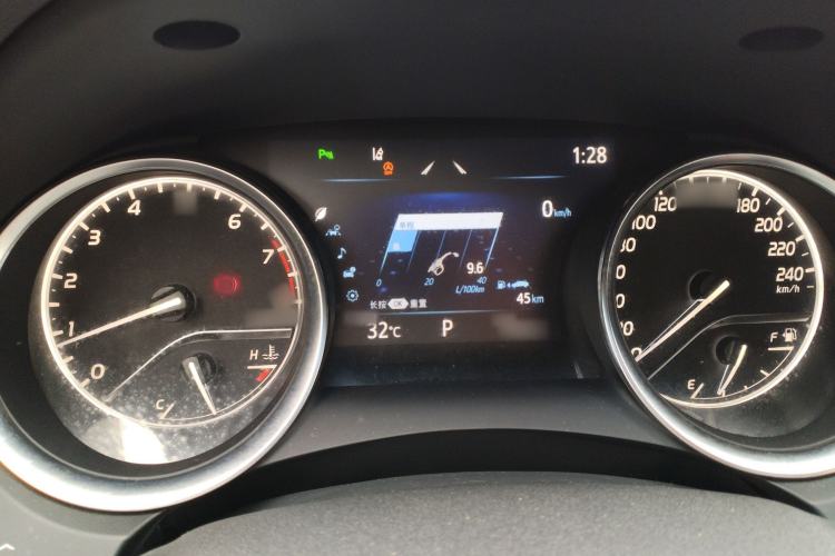 Used Toyota Camry 2019 Revised Version 2.0G Luxury Edition
