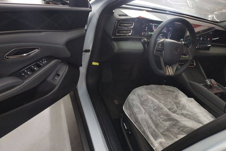 Used BYD Qin L 2024 DM-i 80KM Beyond Model
