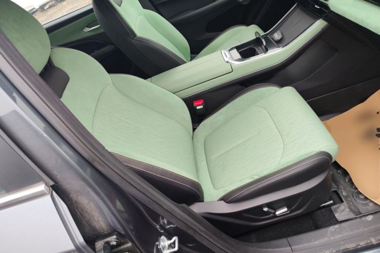 Used Livan Livan 7 2023 605 km ZHU FENG
