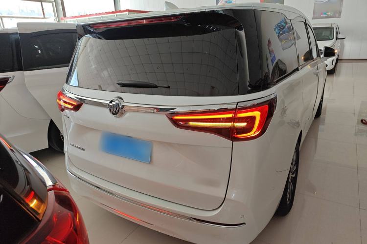 Used Buick GL8 2022 ES Landtrek 653T Luxury Edition
