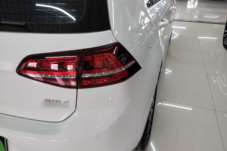 Used Volkswagen Golf 2017 230TSI Automatic Luxury Million-Vehicle Commemorative Edition