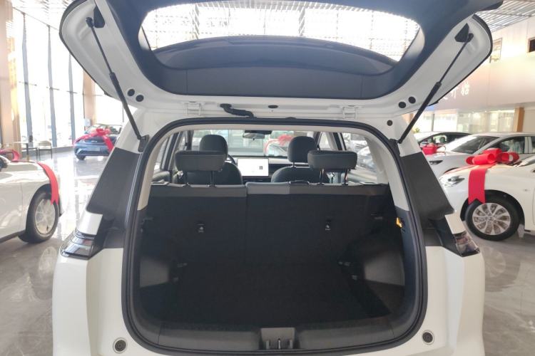 Used AION Y 2023 Plus 510 Enjoy Edition
