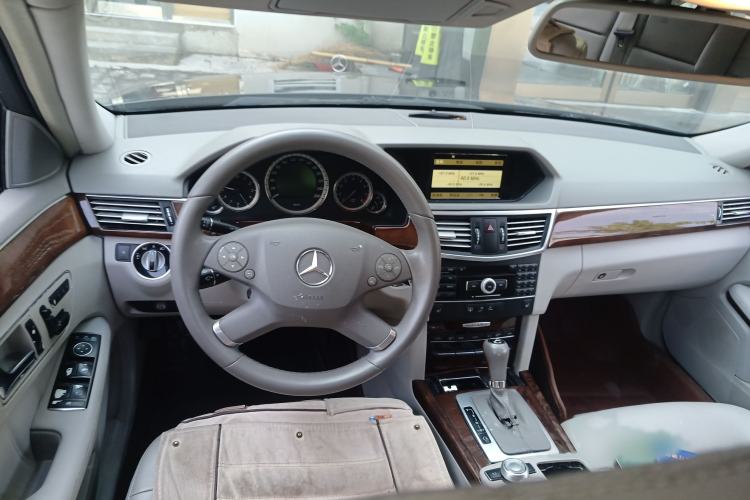 Used Mercedes-Benz E-Class 2011 E 200 L CGI Elegant Model
