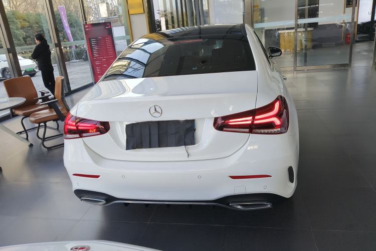 Used Mercedes-Benz A-Class 2022 Restyled A 200 L Sport Sedan Fashion Version
