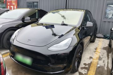 Used Tesla Model Y 2022 Long-Range All-Wheel-Drive Version