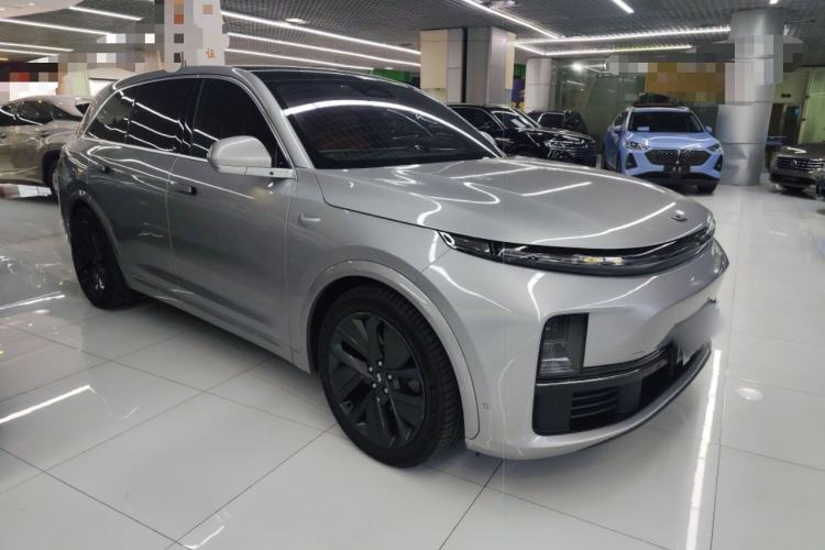 Used Li Auto L7 2023 Pro Model
