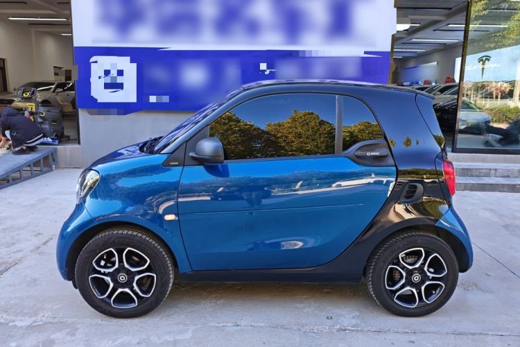 Used  fortwo 2015 1.0L 52 kW Hardtop Passion Edition
