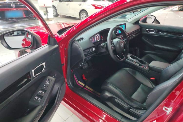 Used Honda Civic 2022 240TURBO CVT Dynamic Edition
