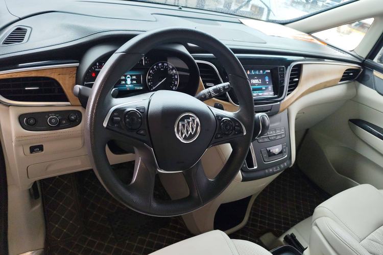 Used Buick GL8 2017 ES 28T Comfort Model China V Standard
