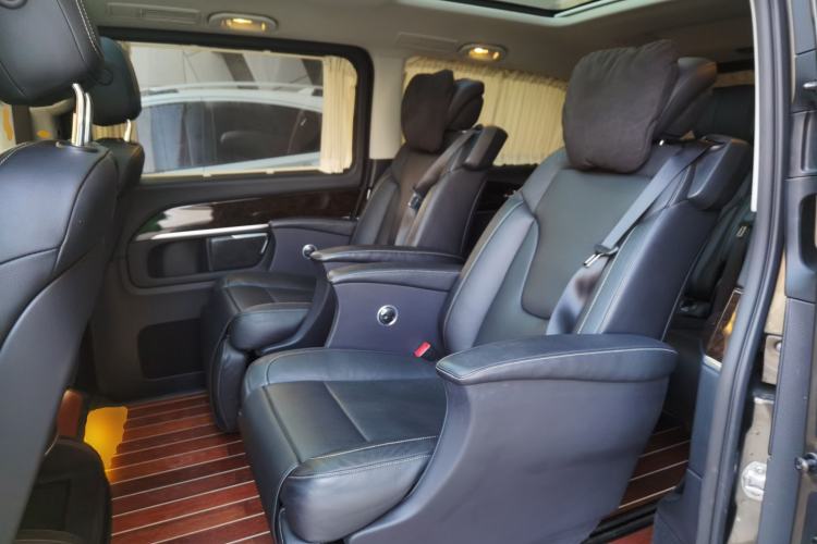 Used Mercedes-Benz V-Class 2017 V 260 Prestige Edition
