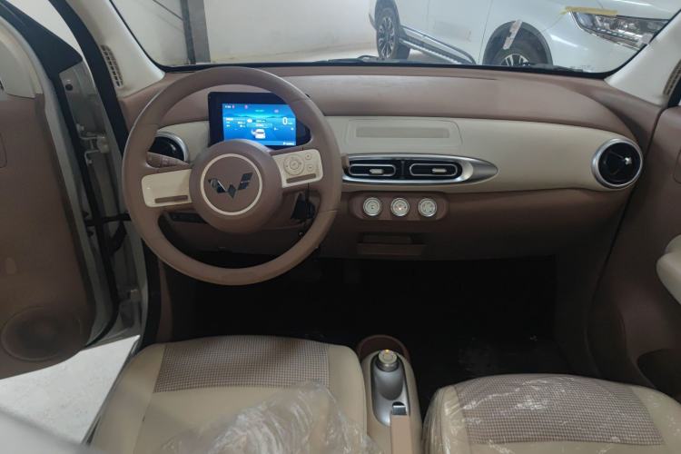 Used Wuling Hongguang MINIEV 2025 Four-Door Version Premium Edition
