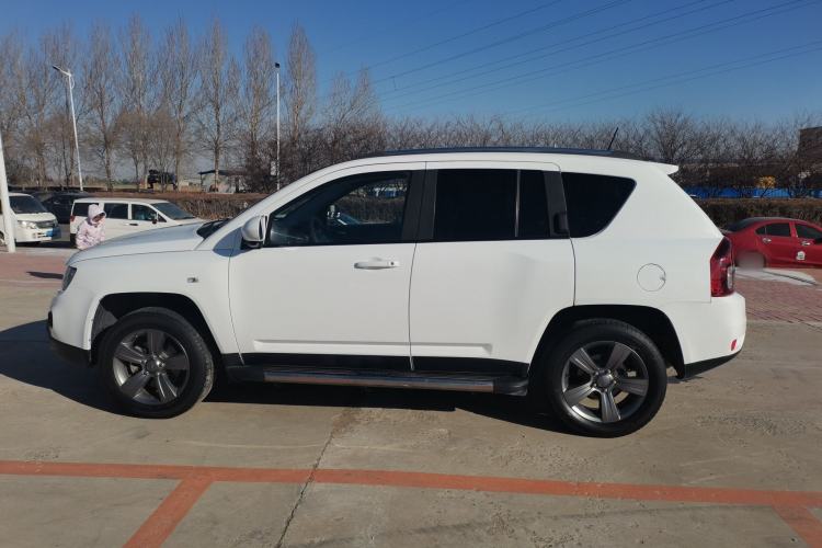 Used  Compass 2014 Revised Version 2.4L Four-Wheel Drive Comfort Edition
