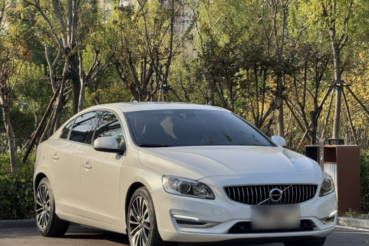Used Volvo S60 2019 S60L T5 Smart Range Edition
