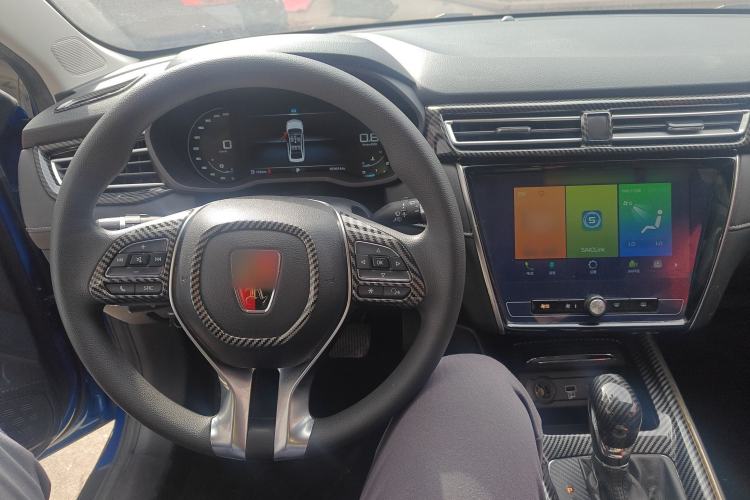 Used Roewe i5 2020 1.5L Automatic 4G Connect Luxury Flagship Edition
