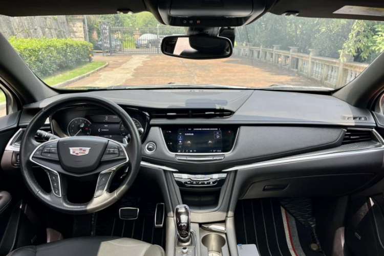 Used Cadillac XT5 2022 2.0T Four-Wheel Drive Luxury Version (Hummingbird Edition)
