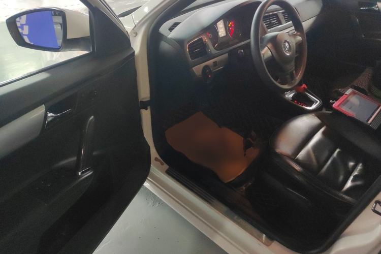 Used Volkswagen Gran Lavida 2013 1.6L Automatic Comfort Model
