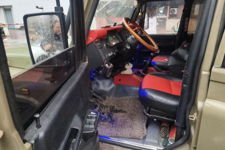 Used  212 Classic 2016 2.0L Square Door Four-Wheel Drive Luxury Version China V
