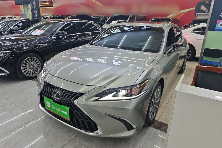 Used Lexus ES 2023 200 Excellence Edition