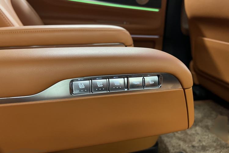 Used Hima AITO M9 2024 Range-Extended Ultra Version 42 kWh 6-Seater Model