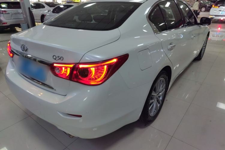 Used Infiniti Q50L 2015 2.0T Comfort Edition