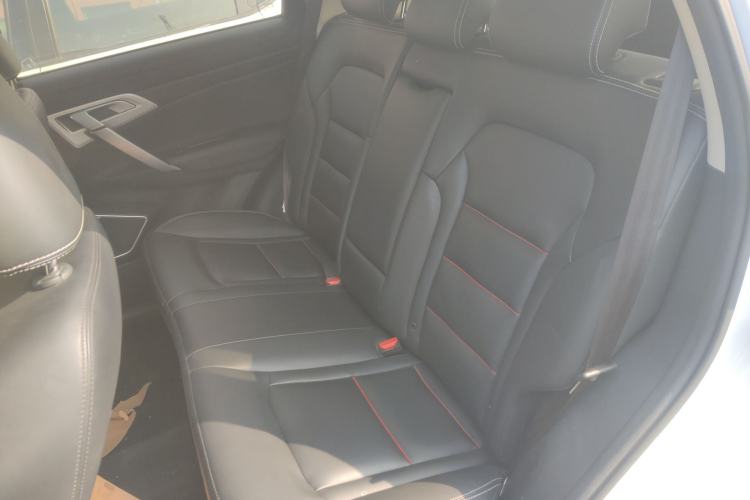 Used Geely Auto Emgrand X7 Sport 2018 1.8TD Automatic Two-Wheel Drive Smart Connect 4G Internet Edition
