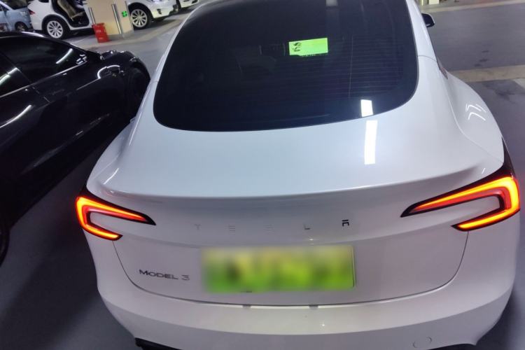 Used Tesla Model 3 2023 Rear-Wheel-Drive Version
