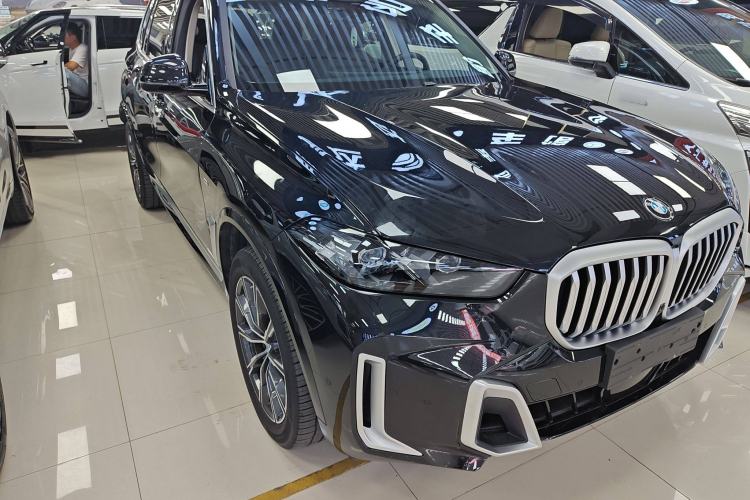 Used BMW X5 2023 xDrive 30Li M Sport Package
