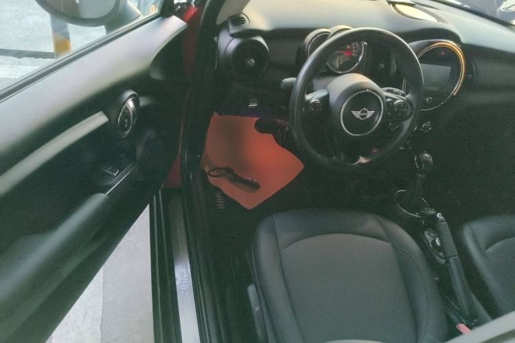 Used  MINI 2014 1.5T COOPER Fun
