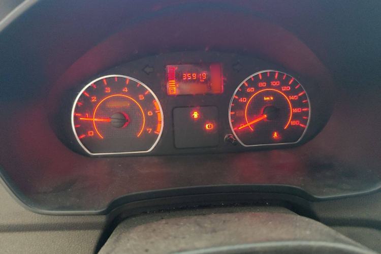 Used Wuling Hongguang V 2022 1.5L Jingqu Version Hydraulic Power Steering LAR
