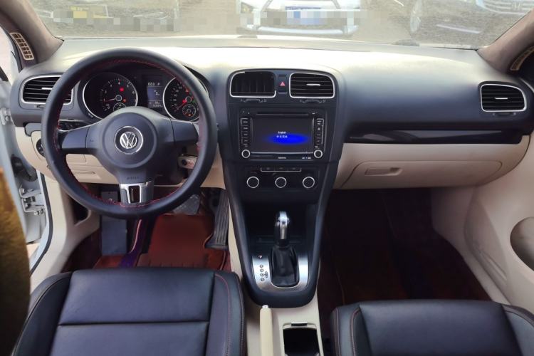 Used Volkswagen Golf 2012 1.6L Automatic Comfort Model
