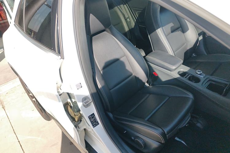 Used Mercedes-Benz GLA 2016 GLA 200 Fashion Model
