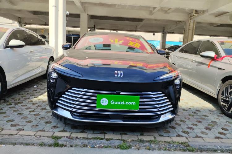 Used Buick LaCrosse 2025 28T Platinum Edition