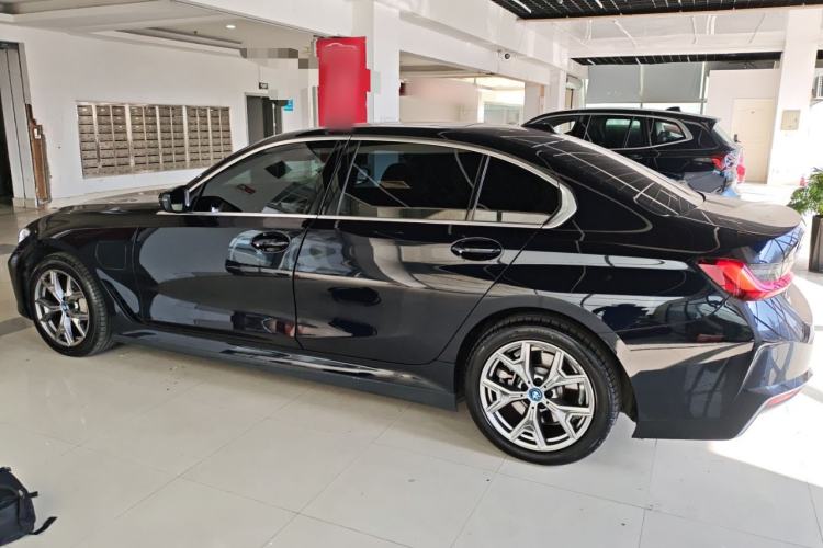 Used BMW i3 2024 eDrive 35 L