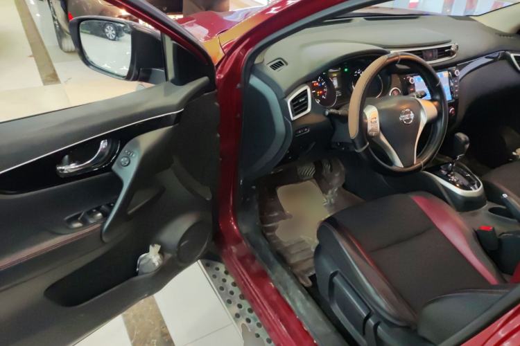 Used Nissan Qashqai 2016 2.0L CVT Luxury Edition