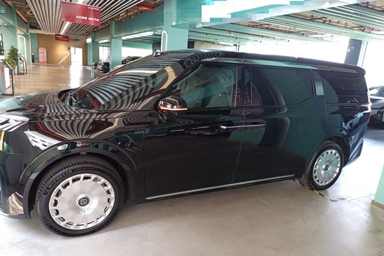 Used Zeekr 009 2024 GAC Trumpchi
