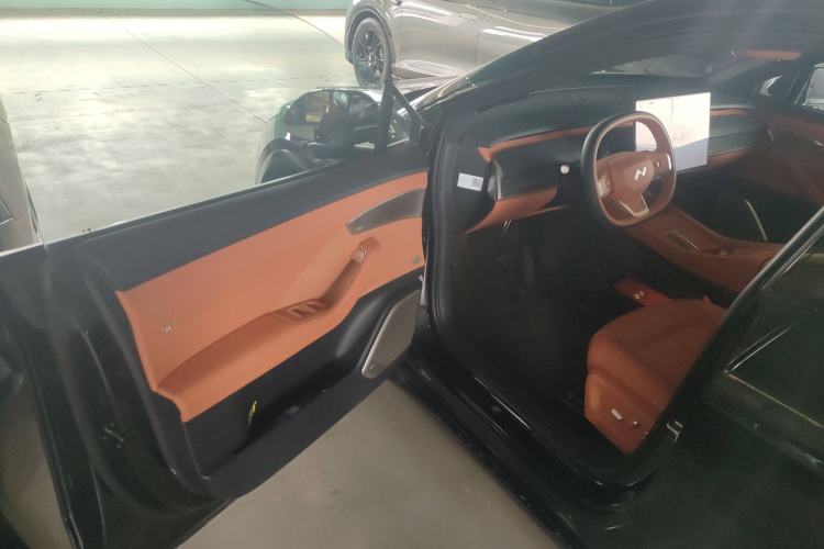 Used ONVO L60 2024 60 kWh Rear-Drive Version
